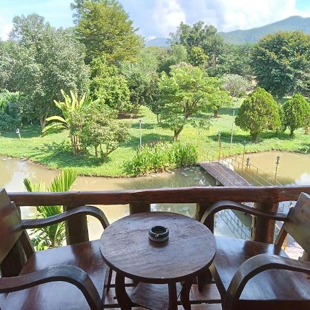 เรือนแฝด Brook View Hotel Paj Kültér fotó